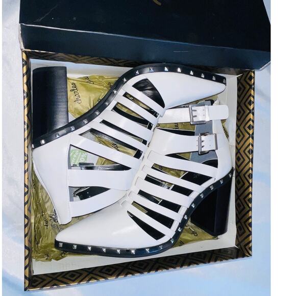 Charles By Charles David Diesel White Studded Heels - Women's Size 10 M - w/ Box - Picture 2 of 13